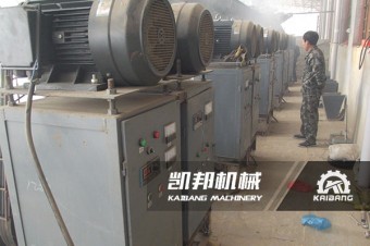 广东陈总机制木炭设备现场